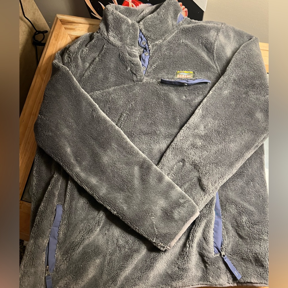 LL Bean Sherpa pullover